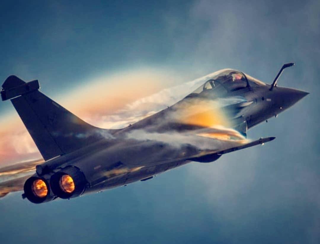 达索阵风战斗机vs布加迪,法国达索阵风