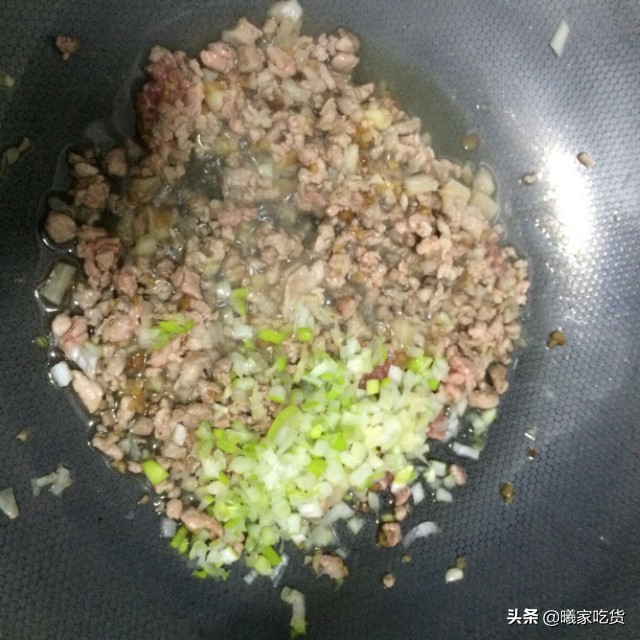 烧麦用的是蒸饺皮还是水饺皮,包水饺剩下的面能做什么