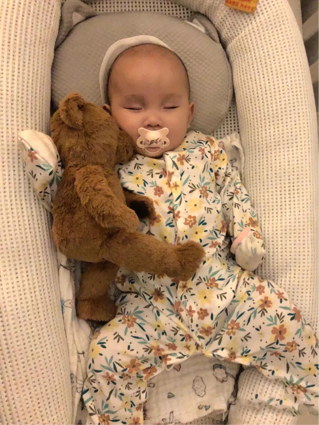 小孩头型舟状头能矫正吗,舟状头型矫正最佳时间