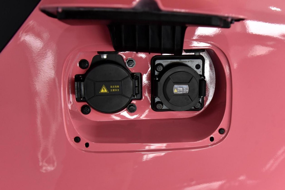 适合小姐姐的高颜值车,奇瑞小蚂蚁最新款内饰