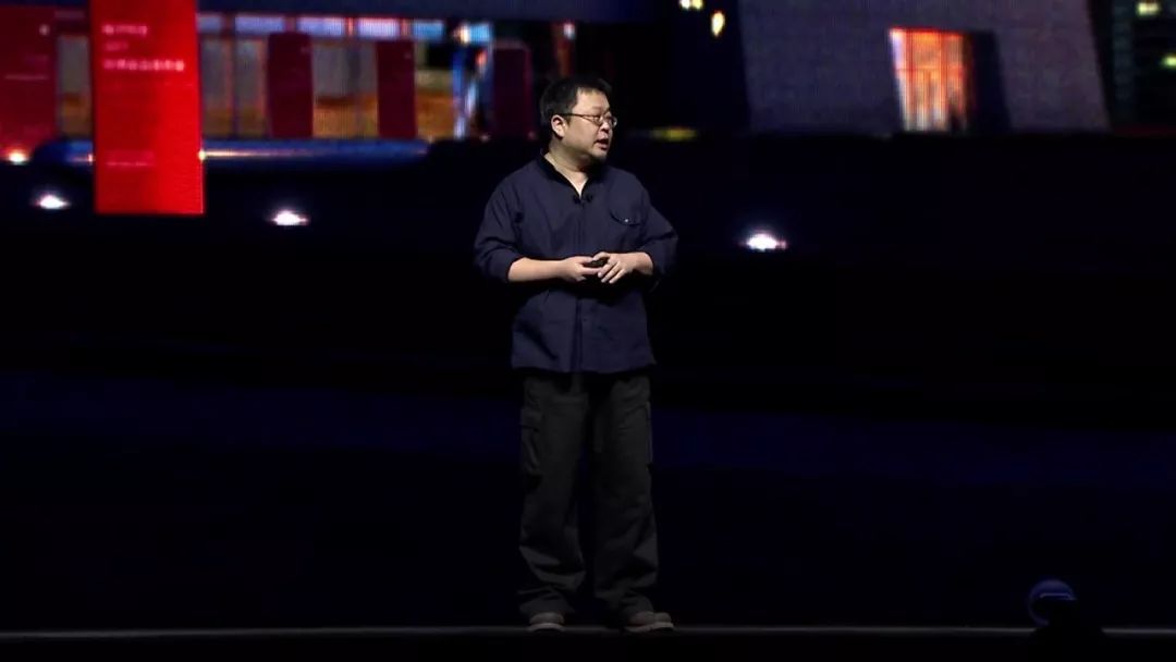 锤子手机与锤子科技分家了吗,锤子离开老罗的第一部手机