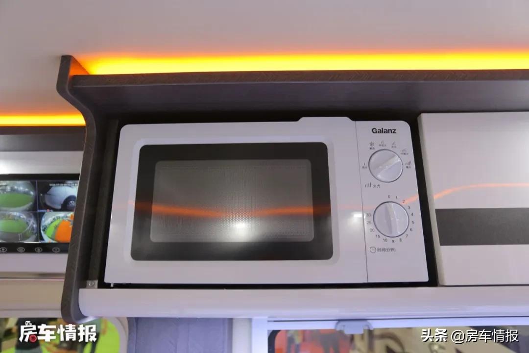 家用商旅两用房车柴油四驱版,福客特猛虎3.5四驱柴油房车