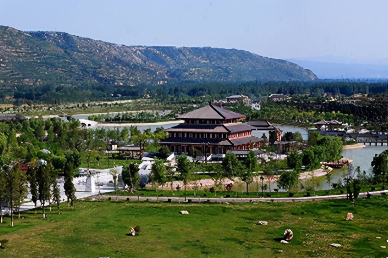 河南耗资5.89亿景区，被称中原“小故宫”，距灵宝市13公里