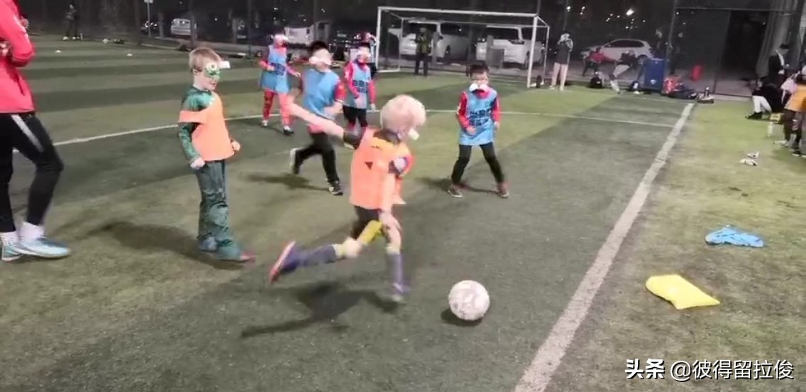 青岛红狮足球俱乐部,青岛红狮足球比赛