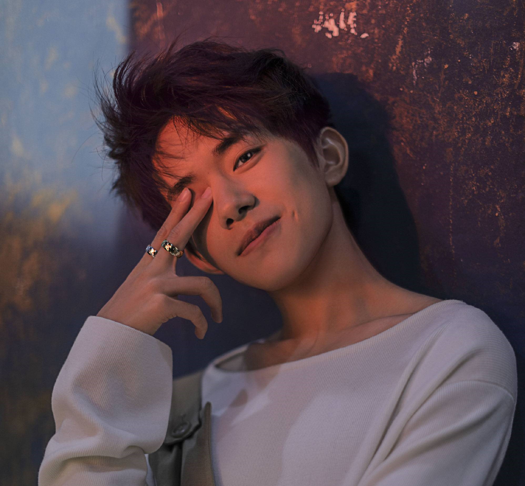 我们也曾有过“为猫爪杯”熬夜排队的青春