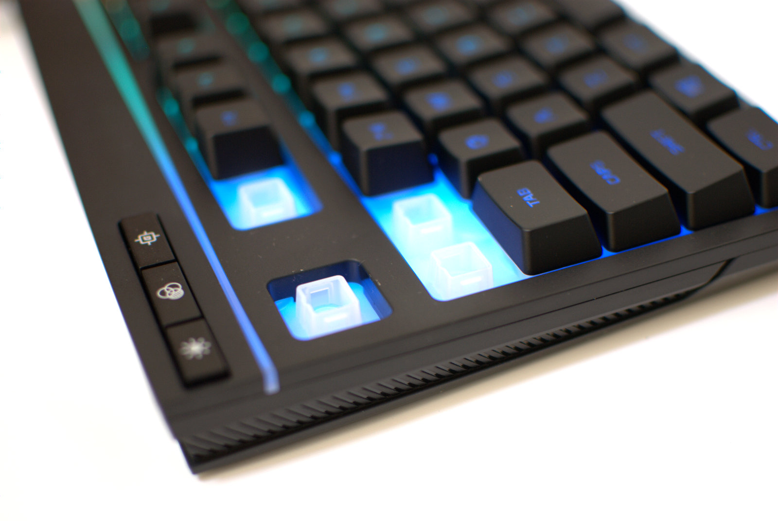 金士顿hyperx键盘火轴怎么样,金士顿hyperx键盘是热插拔吗