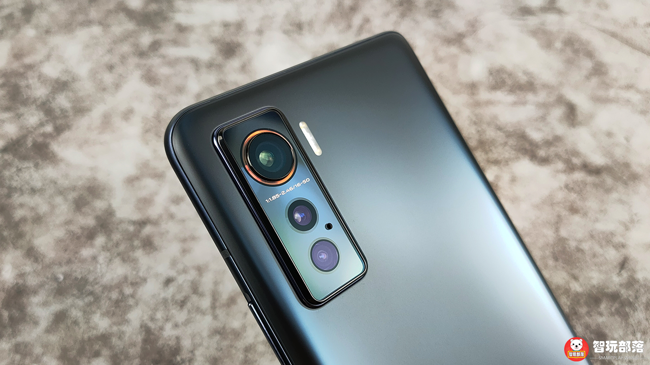 iqoo8pro性能铁三角,iqoo5用什么耳机比较好