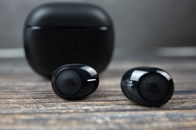 jbltune125tws和100tws区别,jbltune215tws蓝牙耳机评测
