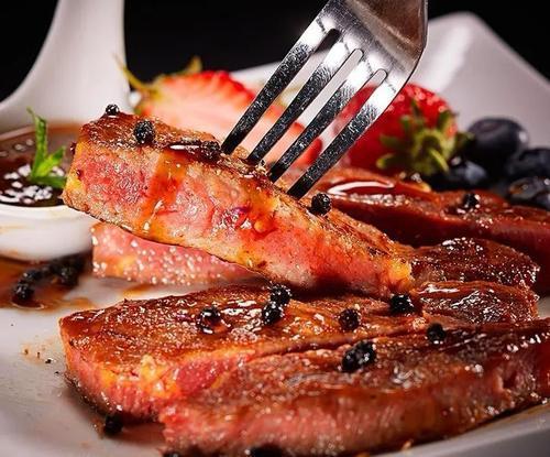 李佳琦直播3分钟卖出100000片牛排,牛排真那么好吃吗,你会做吗