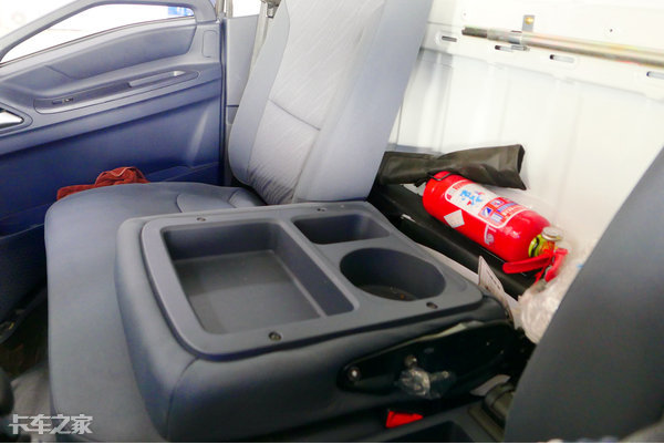 江西五十铃发布翼放轻卡新品,江西五十铃推出首款翼放es轻卡