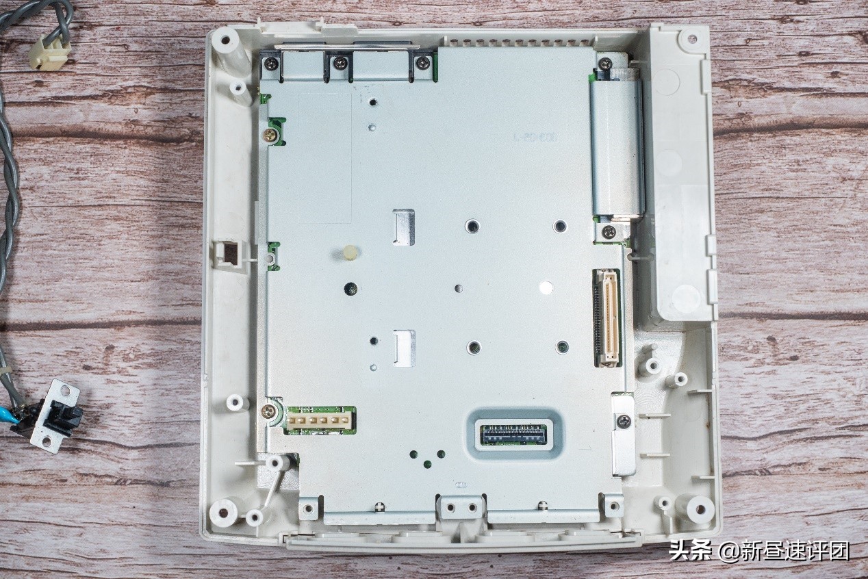 翻新修复DreamCast游戏机：好端端的产品，差点让公司倒闭