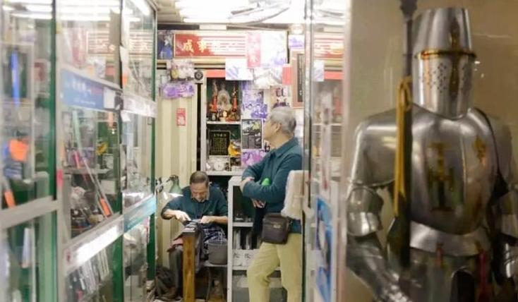 “香港刀王”陈当华：磨一把菜刀，要价上千元，得提前3个月预约