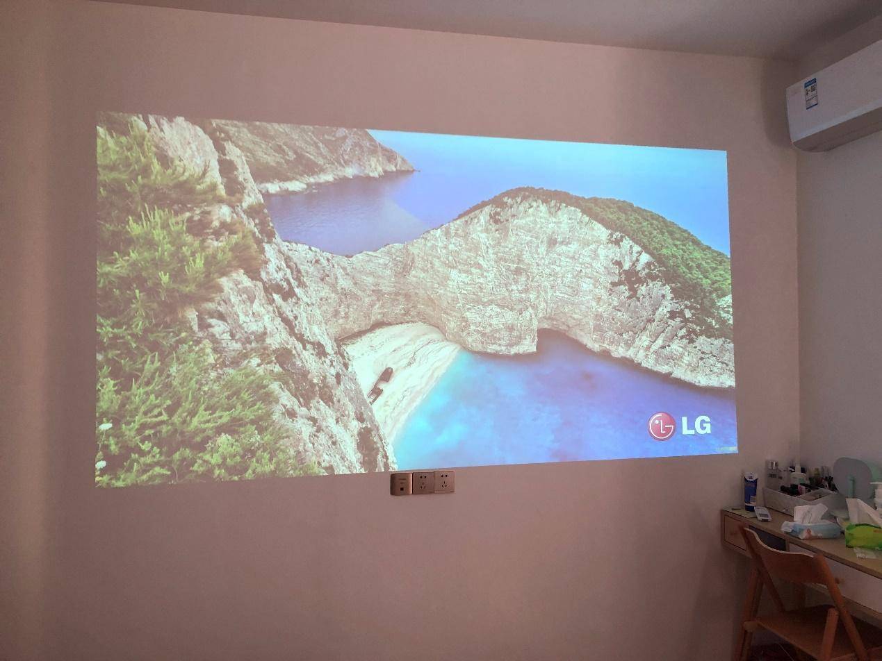 让人眼前一亮的高科技产品,坚果x3投影的测评