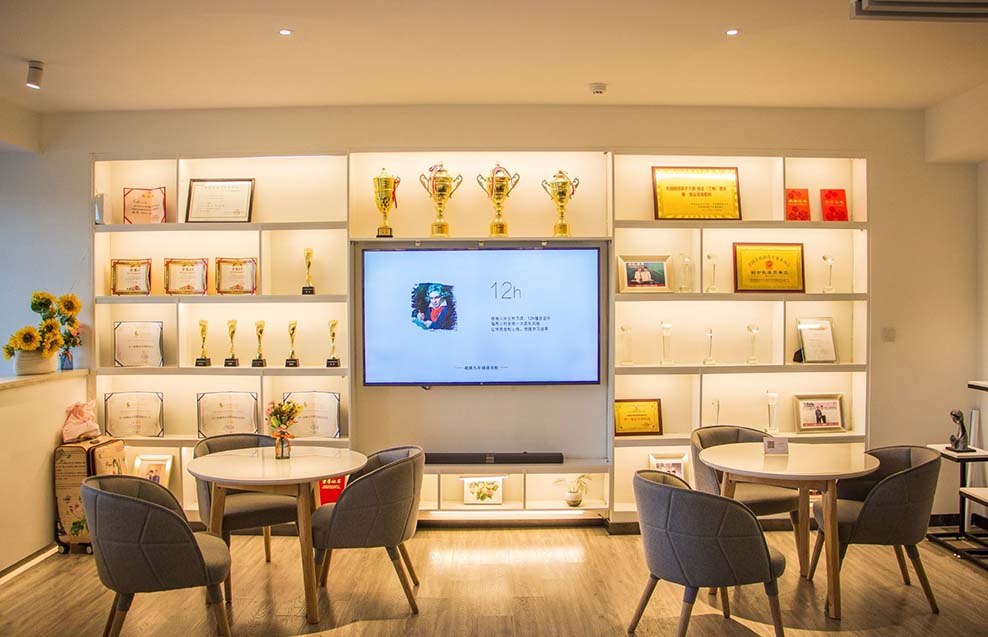 白银附近明星化妆师培训要多久,白银化妆师培训哪家专业