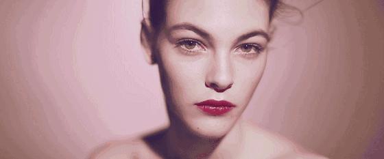 肌肤百“斑”刁难？四维瓷肌帮你终结