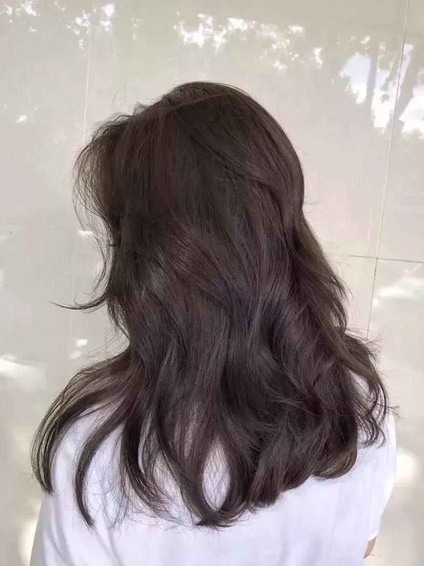 2020年流行这5款发色，显白又减龄