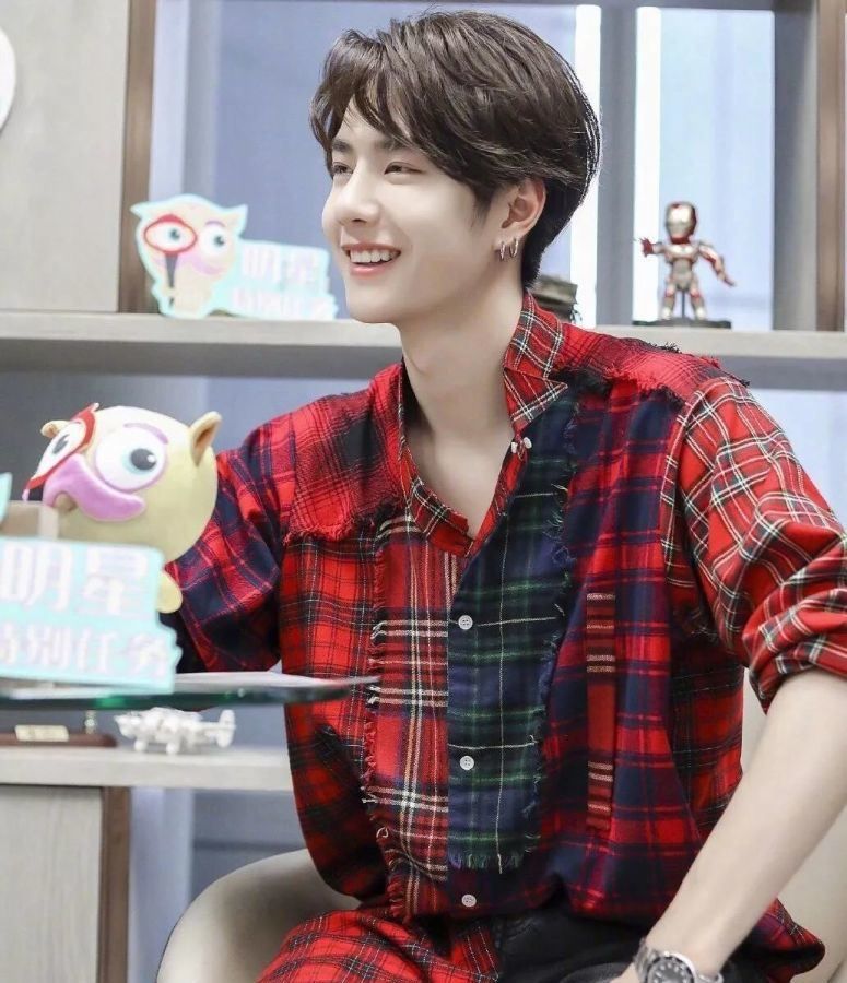 刘雯最近出席的时装周,刘雯时装秀近图