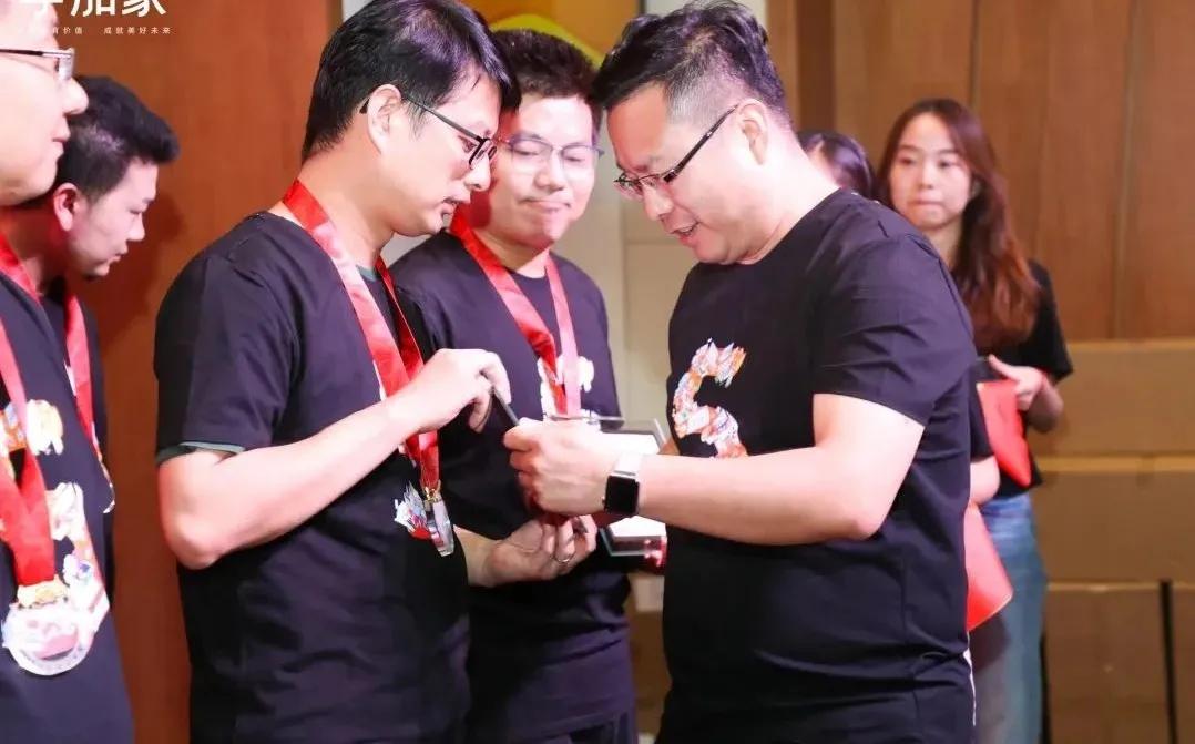 求尔创客专访蝉鸣科技杨强：技术人员需要内外兼修，深度决定高度