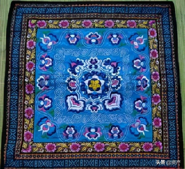 工艺品字画批发市场,工艺品专卖店陈列