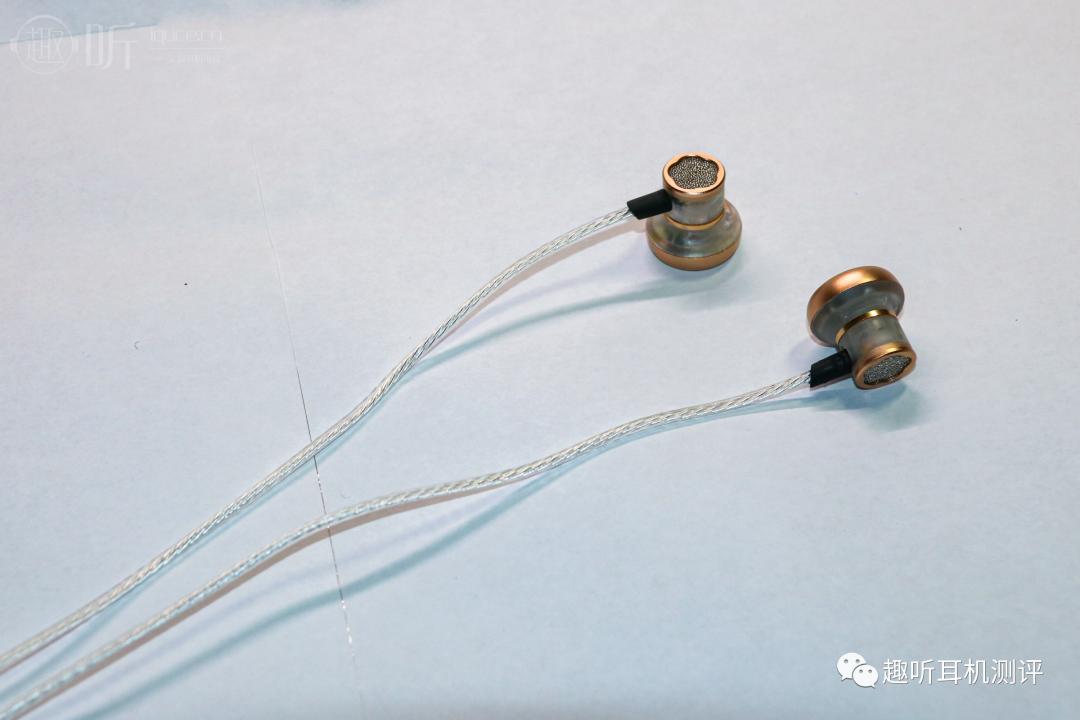 阿思翠飞鱼座耳机测评,小而美mcn