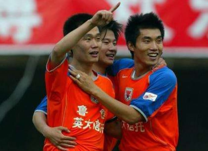 不服？艾克森加冕中超射手王，徐亮+魏翊东表达异议