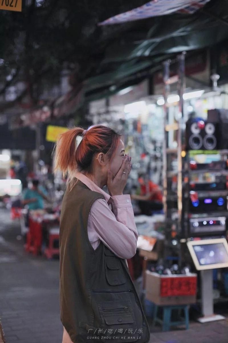 旧货市场机械胶片相机,120块的理光傻瓜胶片相机