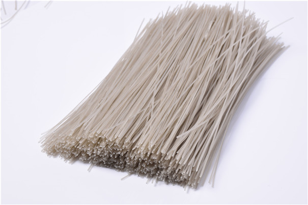 红薯粉丝机生产米粉视频,红薯粉丝可以做什么