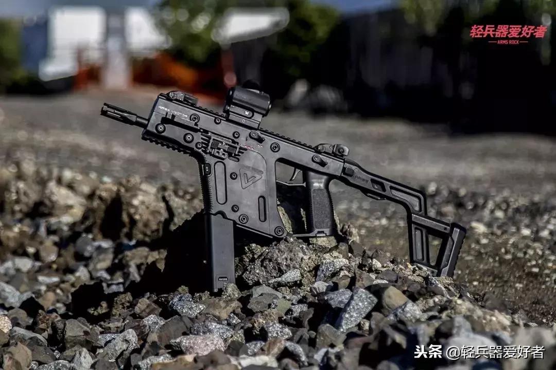 使命召唤游戏高级武器,使命召唤手游刺激战场平民武器