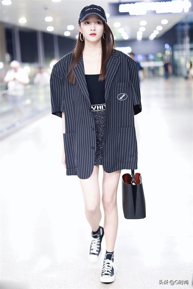 复古显瘦宽松高级感西装,复古知性西装