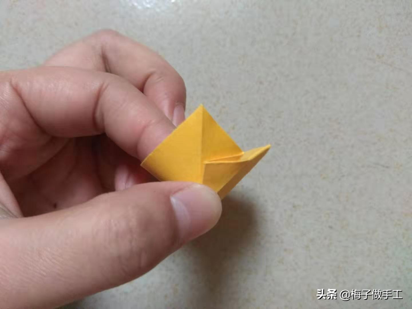 儿童手工折纸:沙发怎么折?桌子、椅子和沙发一套家具就是要整齐