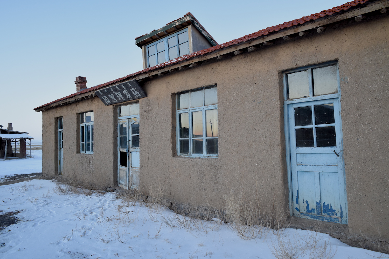 乌拉盖狼图腾拍摄地秋天去还行吗,乌拉盖狼图腾旅游