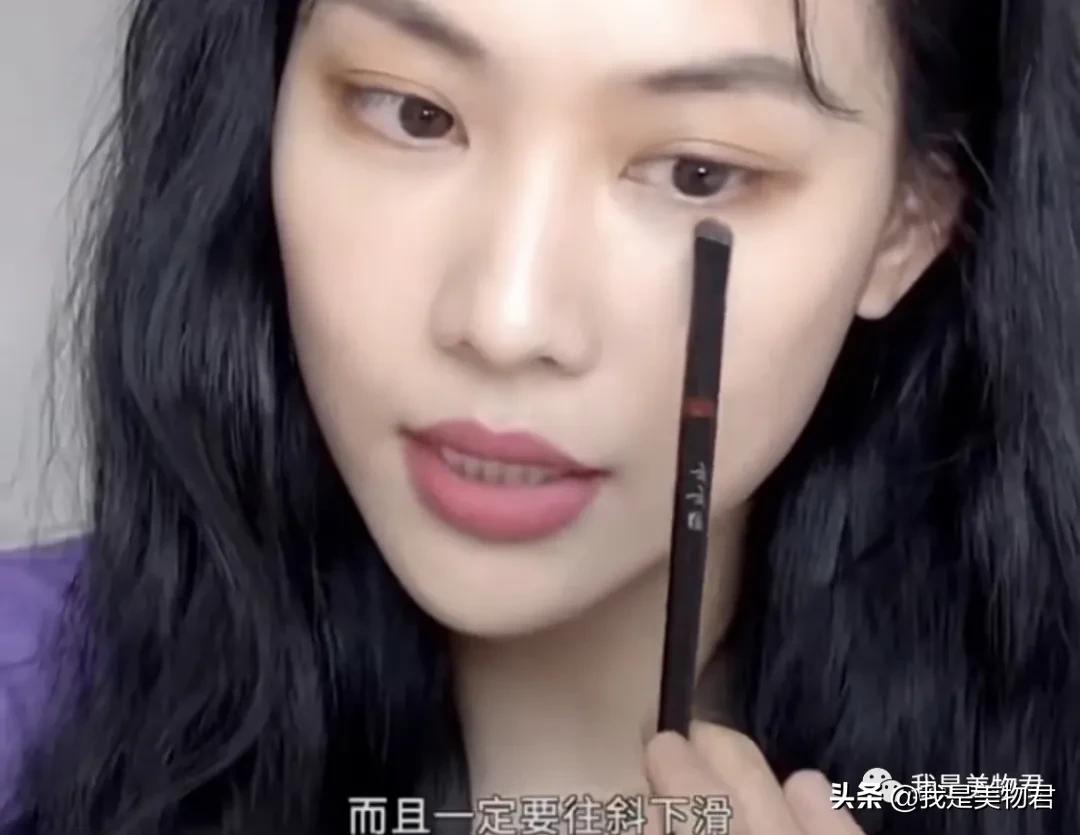 王霏霏推荐的妆前乳,王霏霏彩妆单品