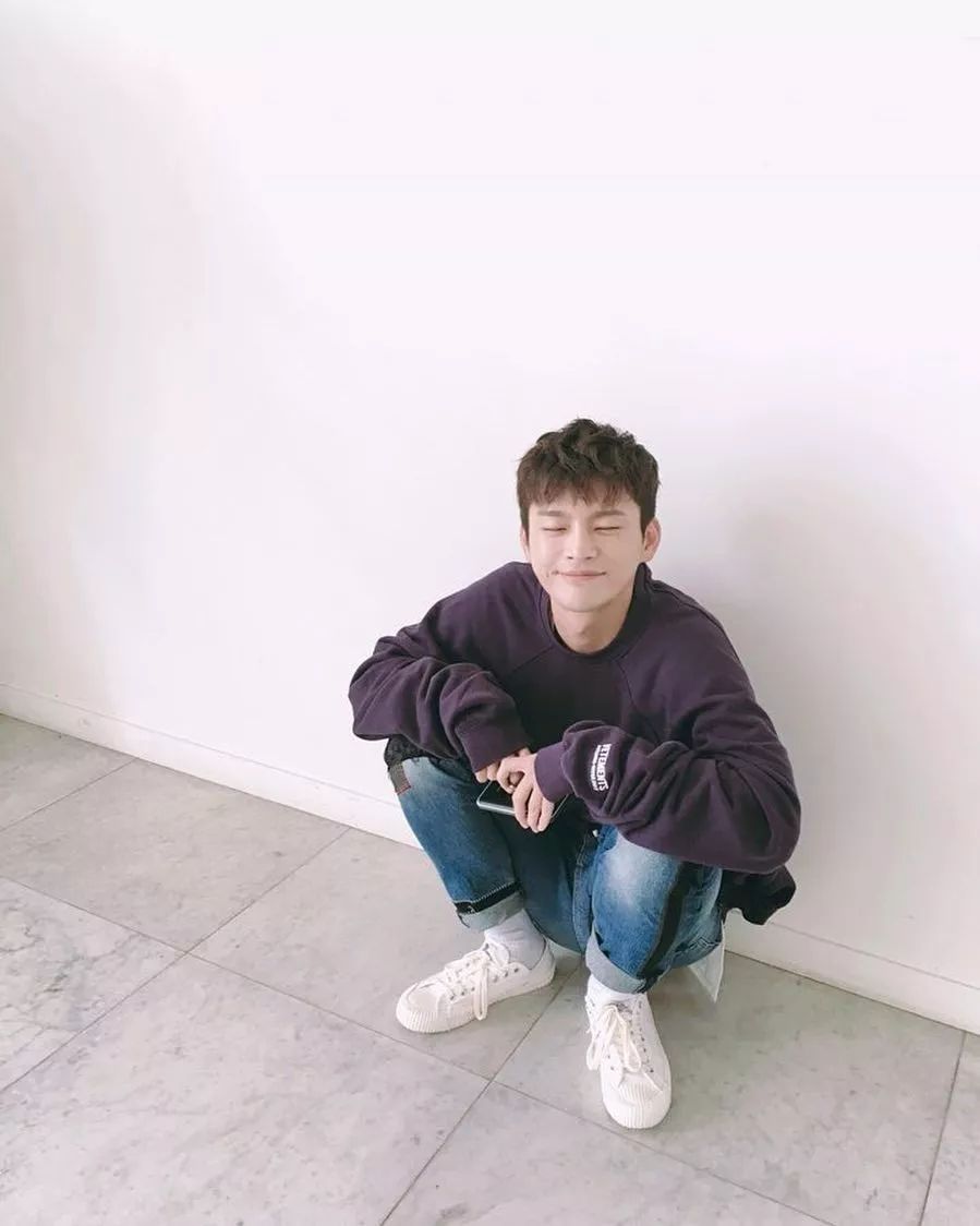 现在流行的初恋鞋,初恋感小白鞋