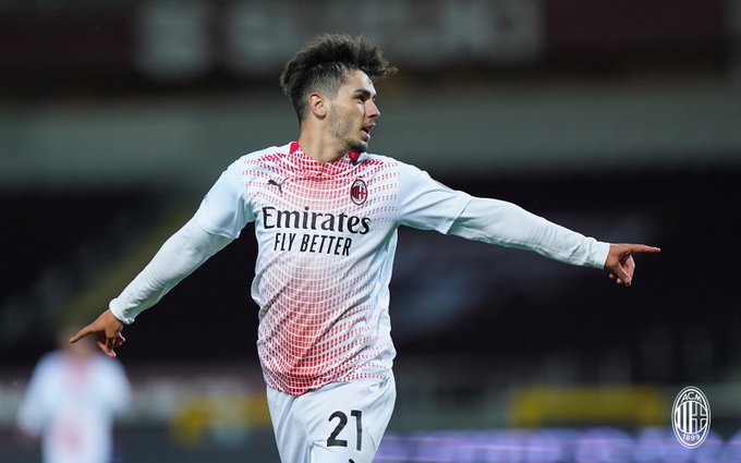 尤文1比0ac米兰c罗,c罗对ac米兰个人集锦