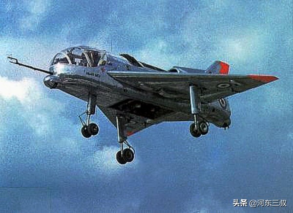 垂直起降战斗机雅克144,雅克38垂直起降战