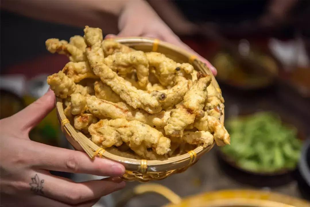 太原来了个“莽子”！一口吃回重庆！河西吃货了解一下……