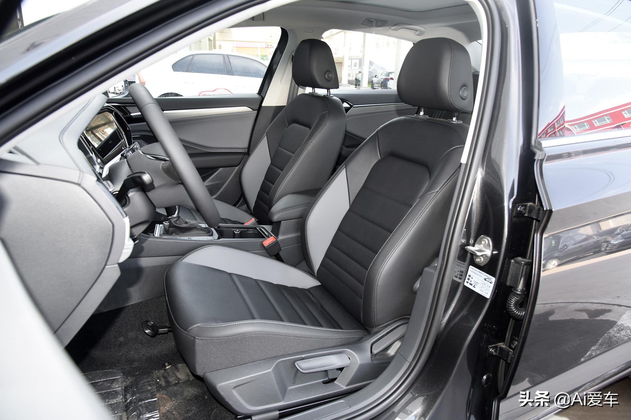 空间大省油配置高价格亲民的轿车,空间高省油家用轿车推荐