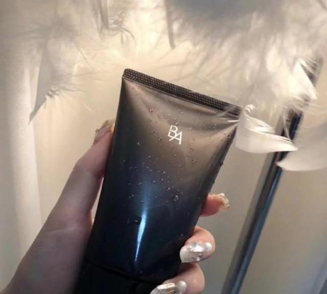 孕妇护肤品洗面奶测评分析,孕妇护肤品禁用成分一览表