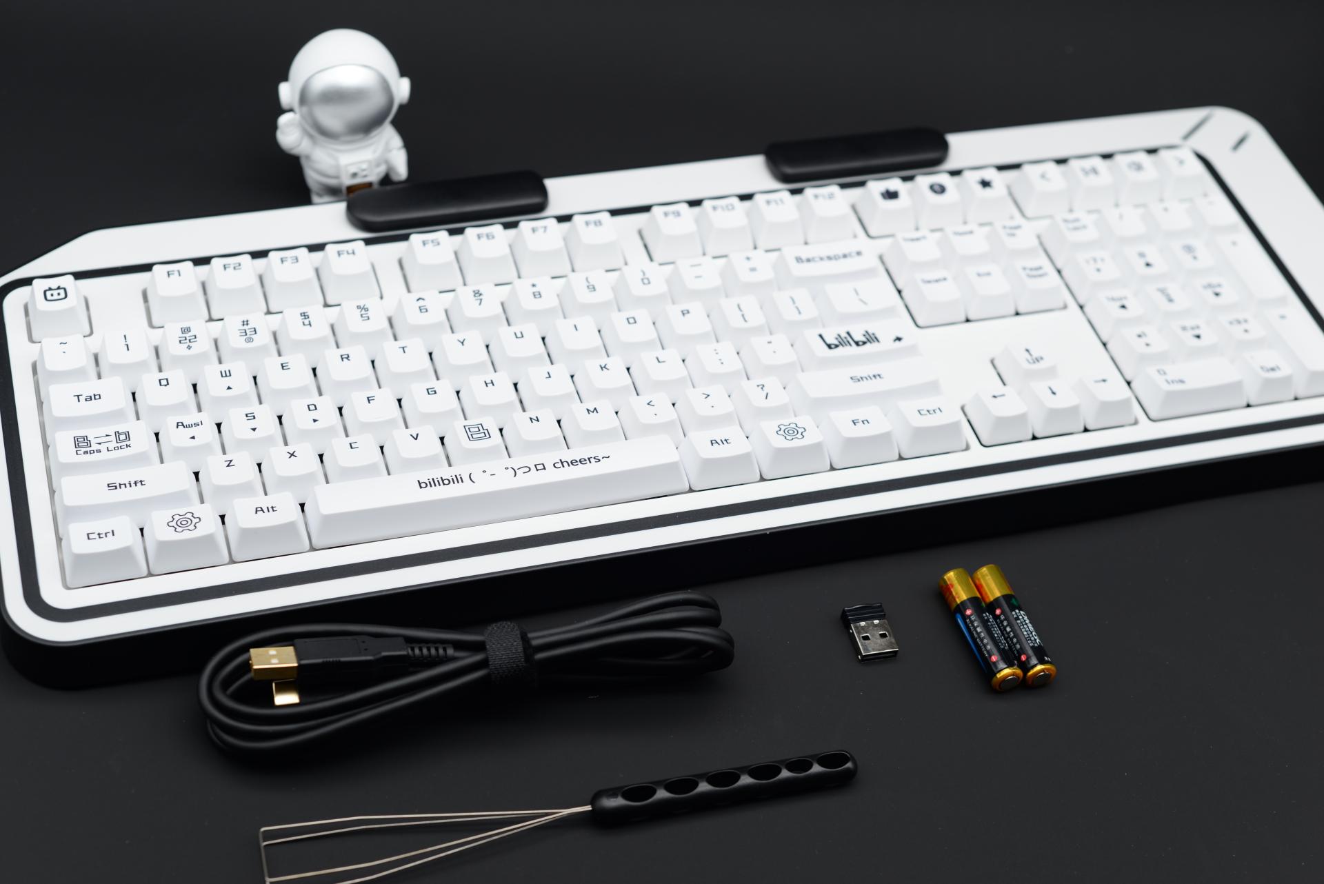 ikbc机械键盘红轴与akko红轴,ikbc樱桃轴机械键盘推荐