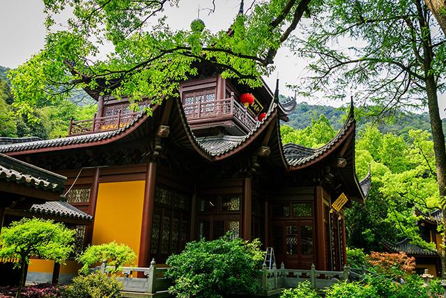 杭州灵隐寺，因“济公”在此修行而闻名天下，名扬天下的江南古刹