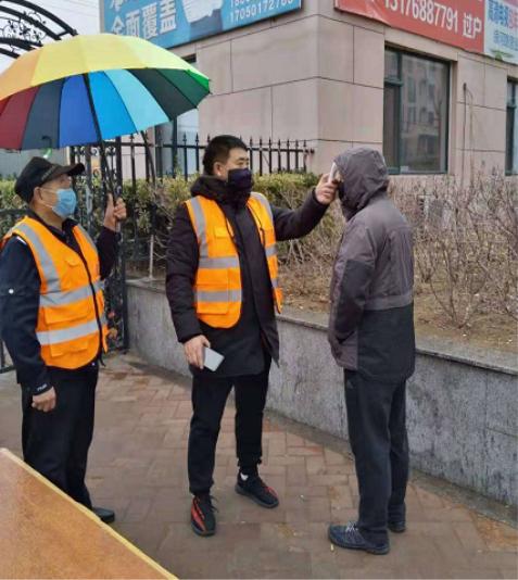抗击疫情社区干部,疫情防控值守人员采访
