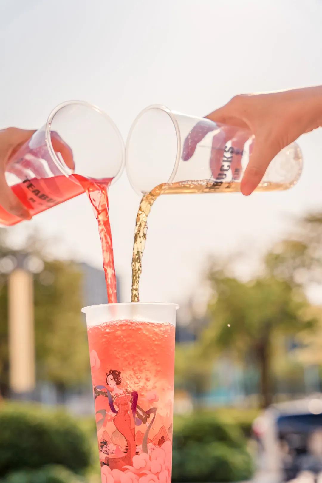 每次经过丰乐路,我都会下车买一杯舞茶道