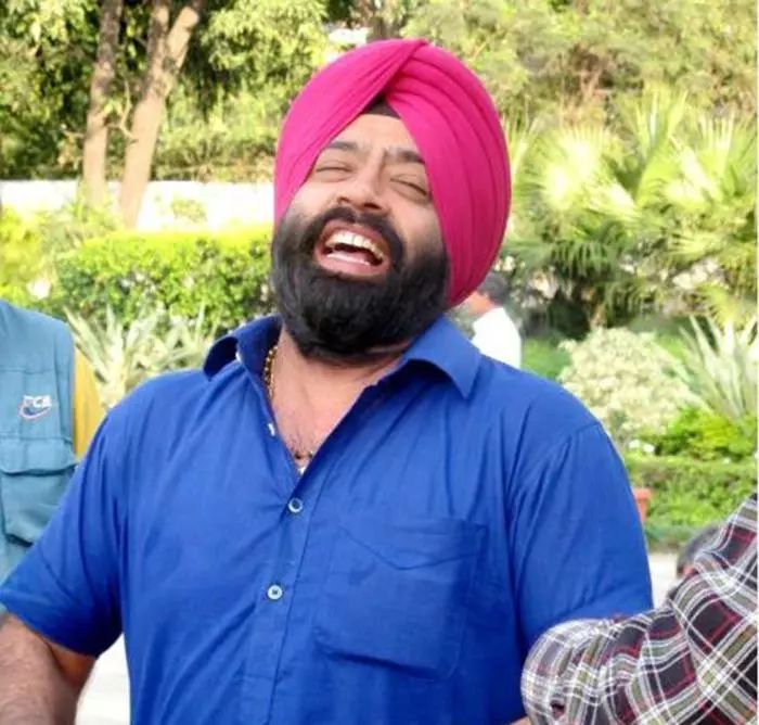 印度人为何要包头巾,为什么印度人都用头巾包住