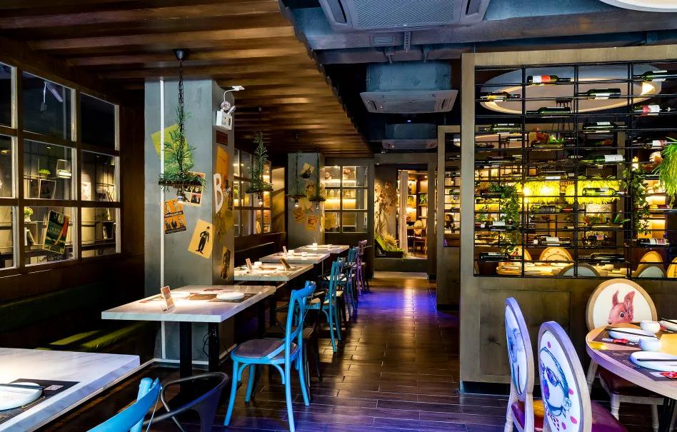 餐饮生意遇到同行怎么办,餐饮店被同行抢生意怎么办