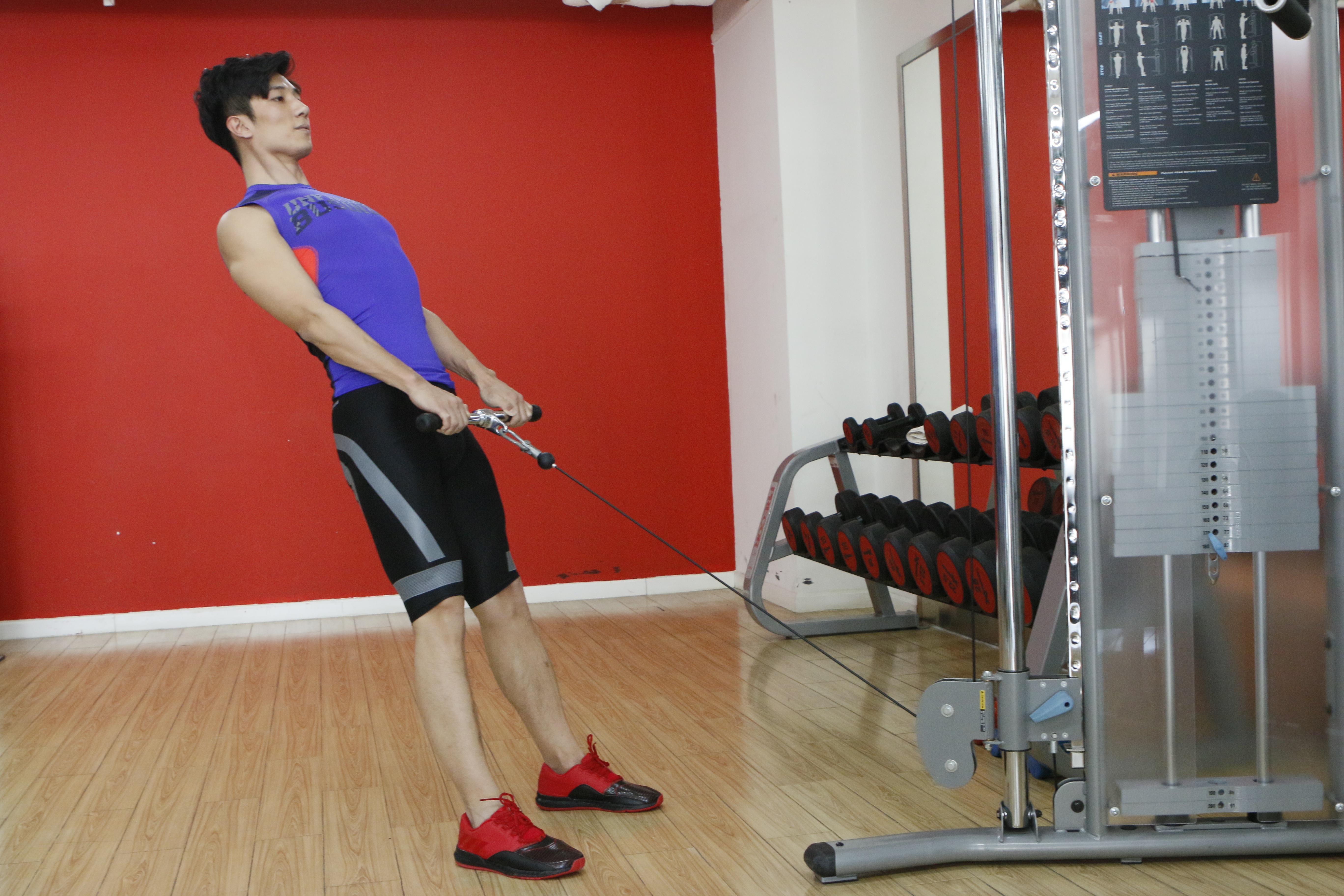 简单有效翘臀,简单易学的翘臀方法