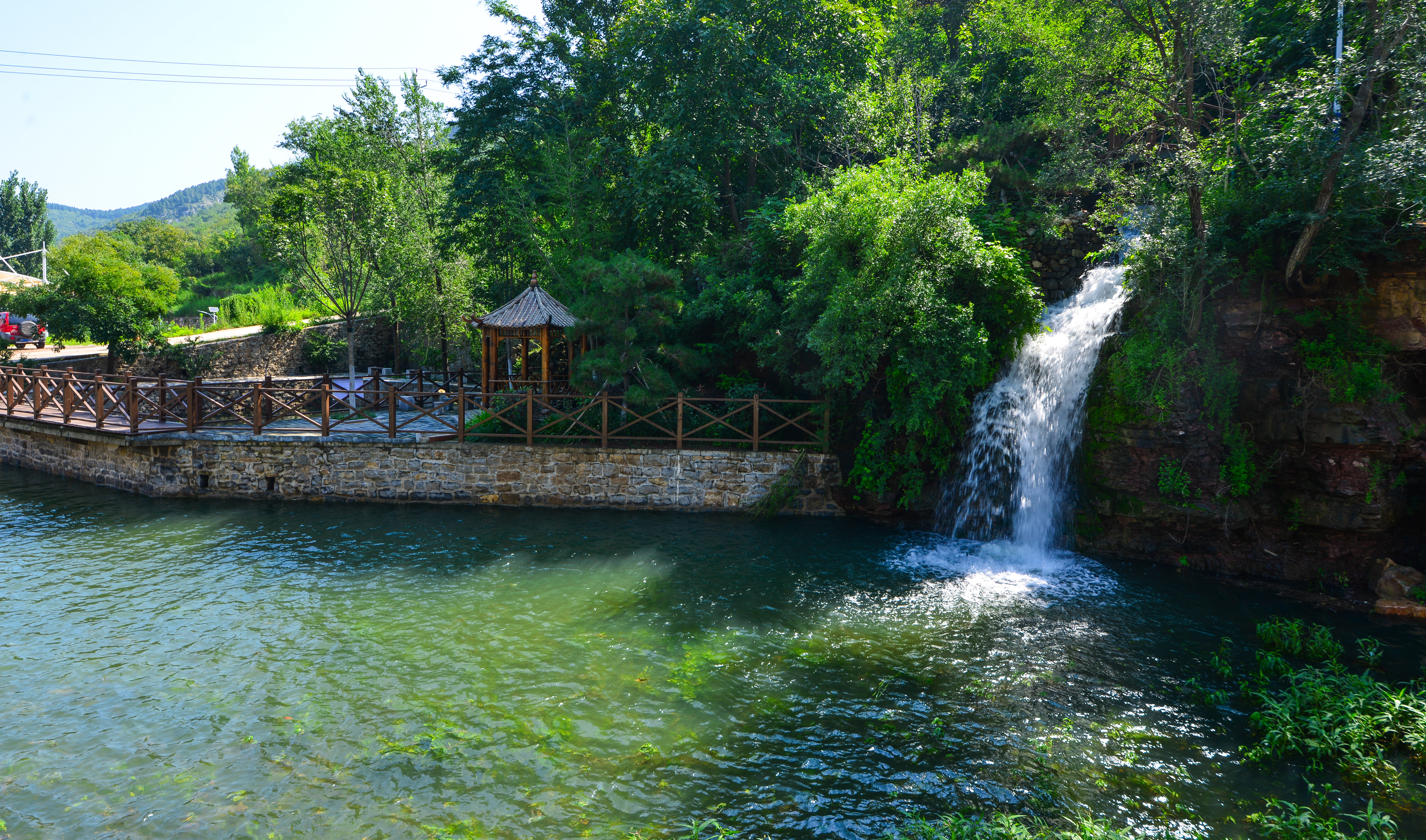 叮咚的泉水,迷人的风景,济南这个古村低调鲜为人识,却美得让人惊喜!