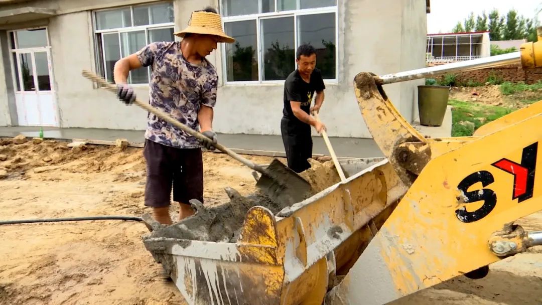 蒙古马精神脱贫,弘扬蒙古马精神