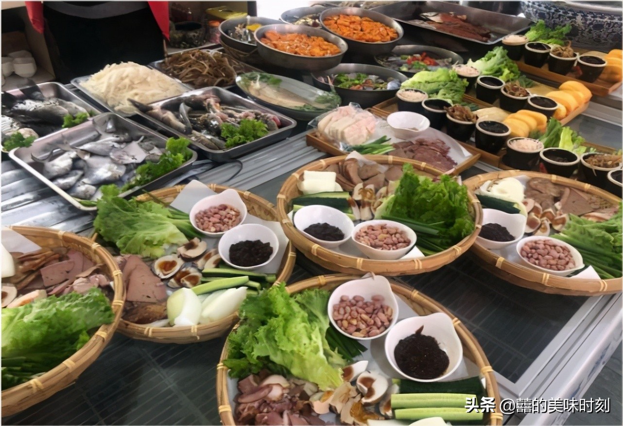 潍坊火了26年的卤兔头，9元一个日收入30000元，济南聊城人也常来