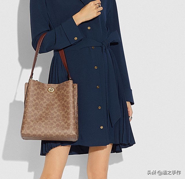适合通勤的15款奢侈包包，搭配职场装一流