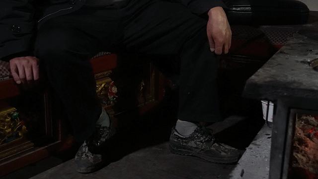 家中的黑脸父亲，村里的笑脸杨哥，这个迷彩大哥原来还会“变脸”